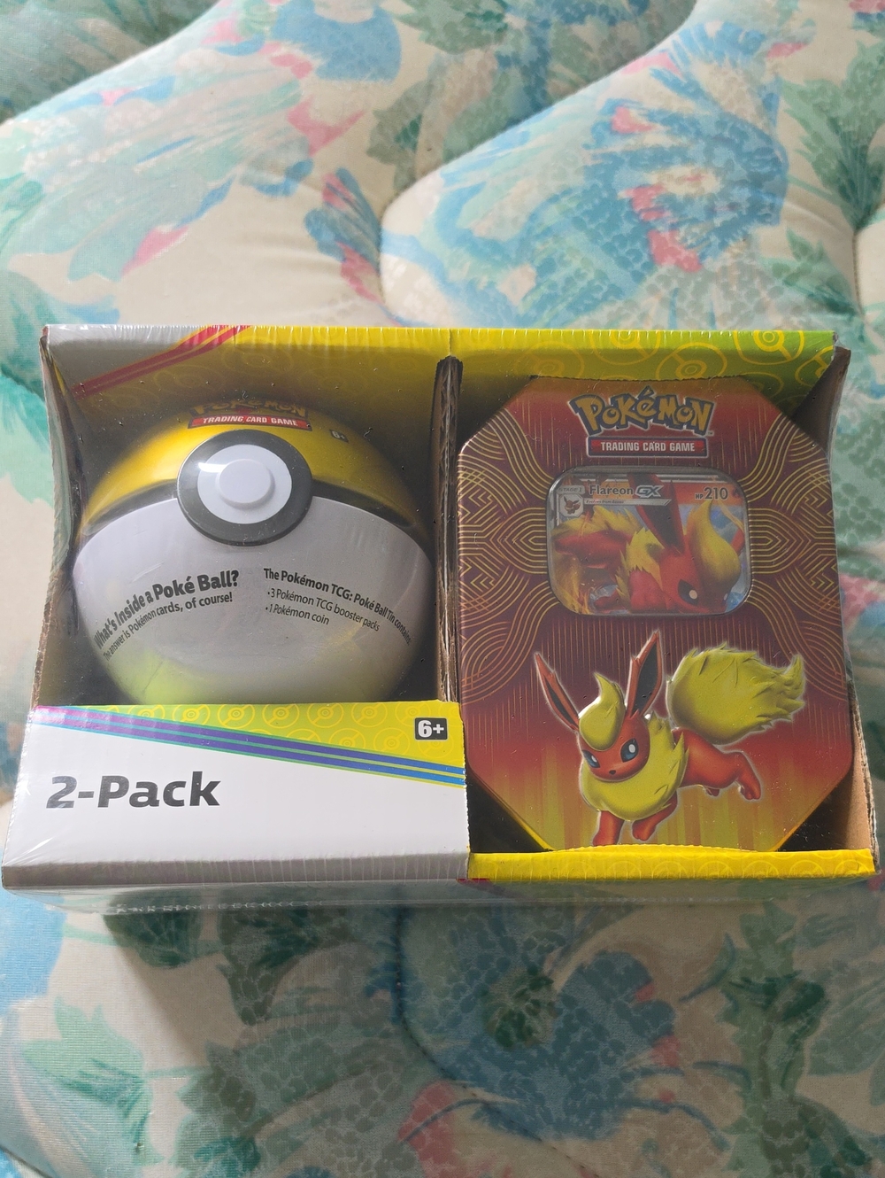 Pokemon Yellow and Red 2-Pack Trading Card Tin with Poké Ball